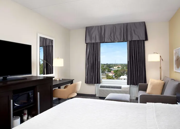Hampton Inn Hallandale Beach-Aventura