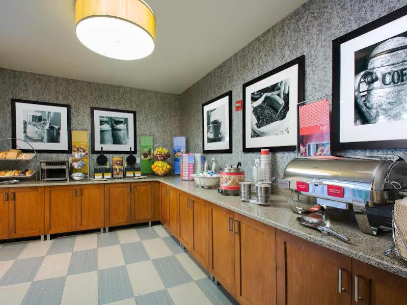 Hampton Hallandale Beach-aventura 3*